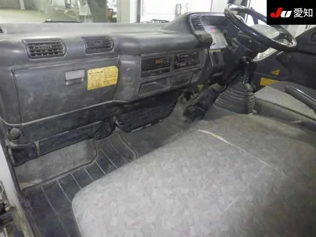 Isuzu Elf  с аукциона в Японии