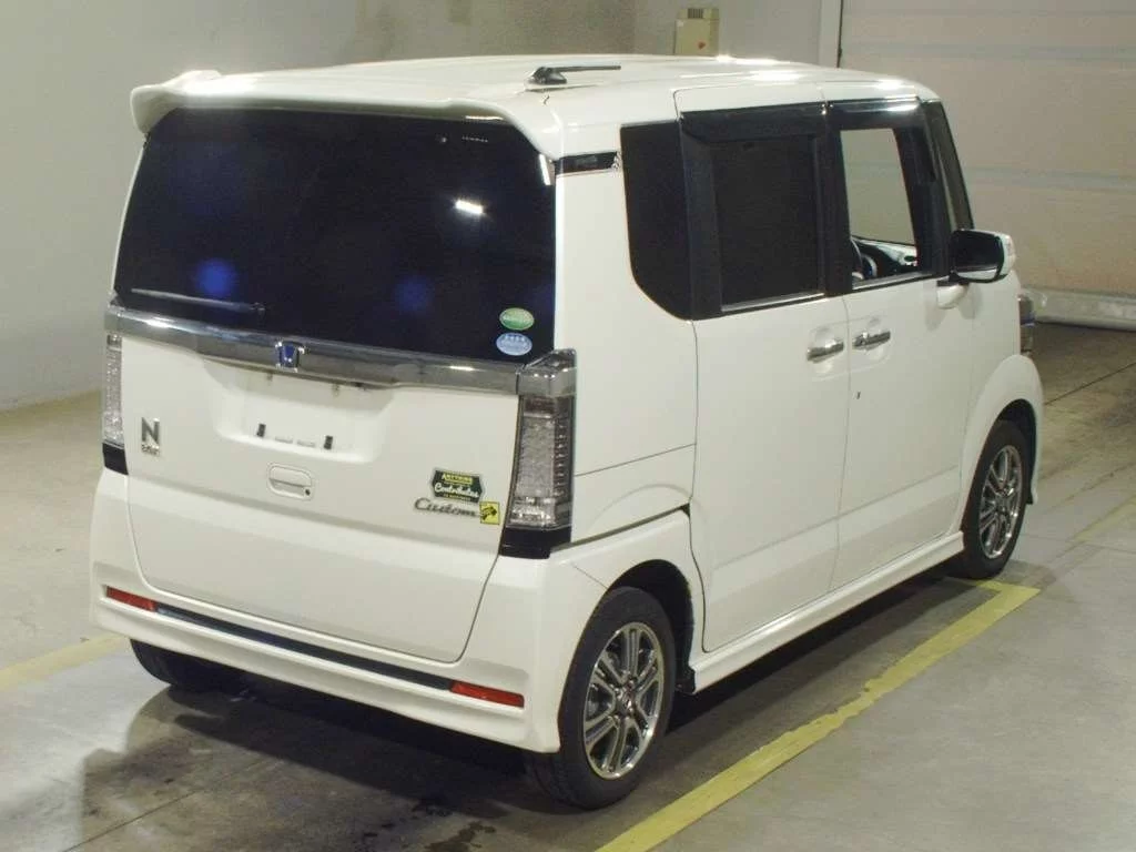 Honda N BOX CUSTOM  с аукциона в Японии