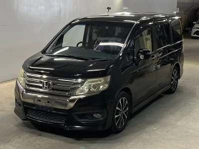Honda STEPWGN SPADA