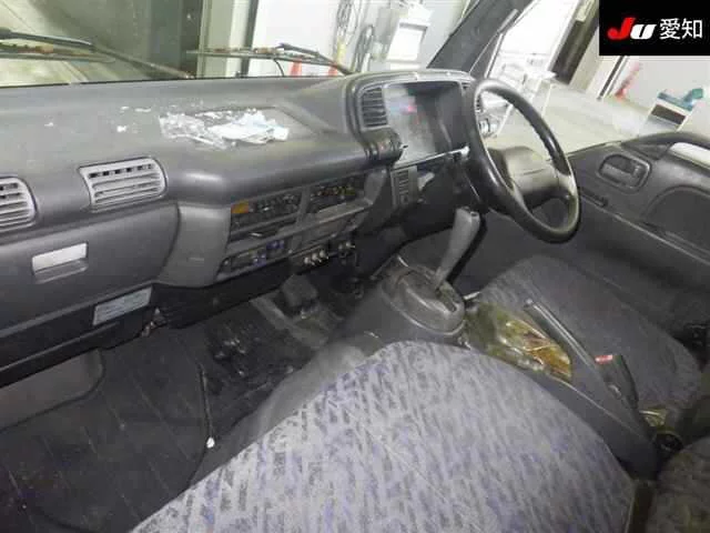 Isuzu Elf  с аукциона в Японии