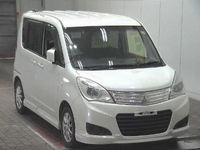 Mitsubishi Delica D:2