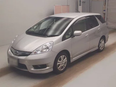 Honda FIT SHUTTLE HYBRID