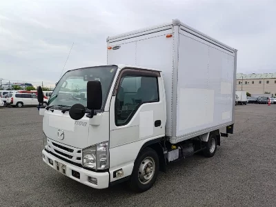 Mazda Titan