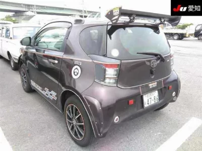 Toyota iQ