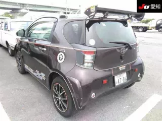 Toyota iQ