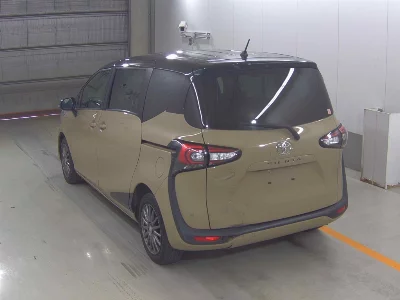 Toyota Sienta