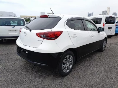 Mazda Mazda2