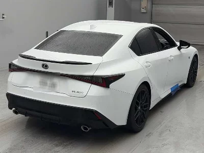 LEXUS IS