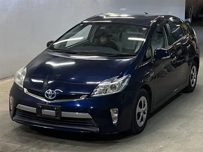 Toyota Prius PHV