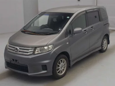 Honda Freed Spike