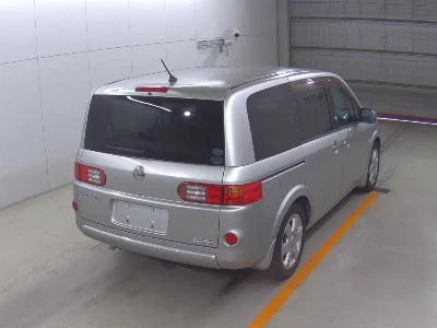 Nissan Lafesta
