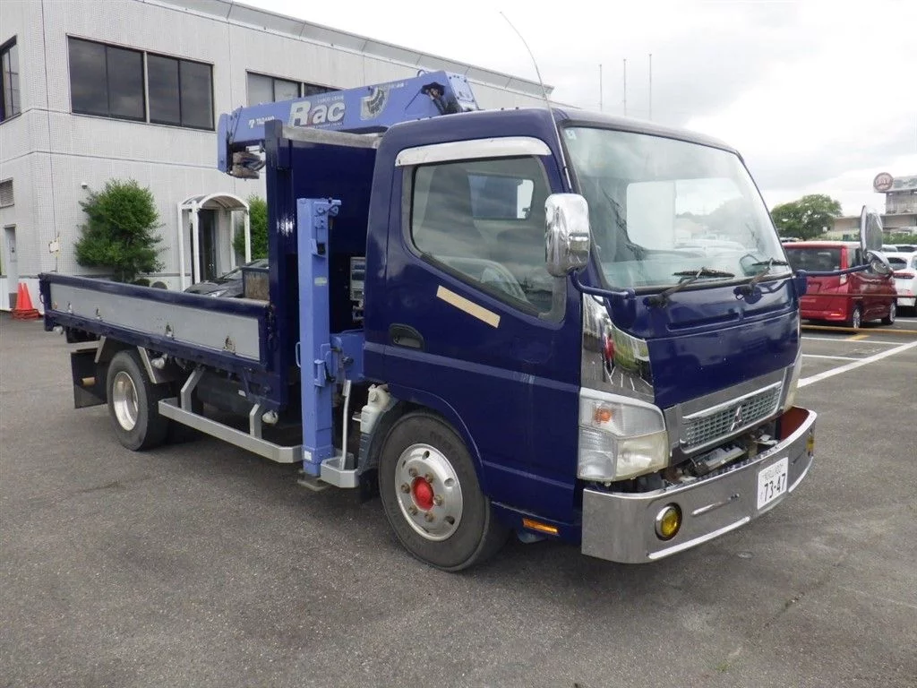 Mitsubishi Fuso Canter  с аукциона в Японии
