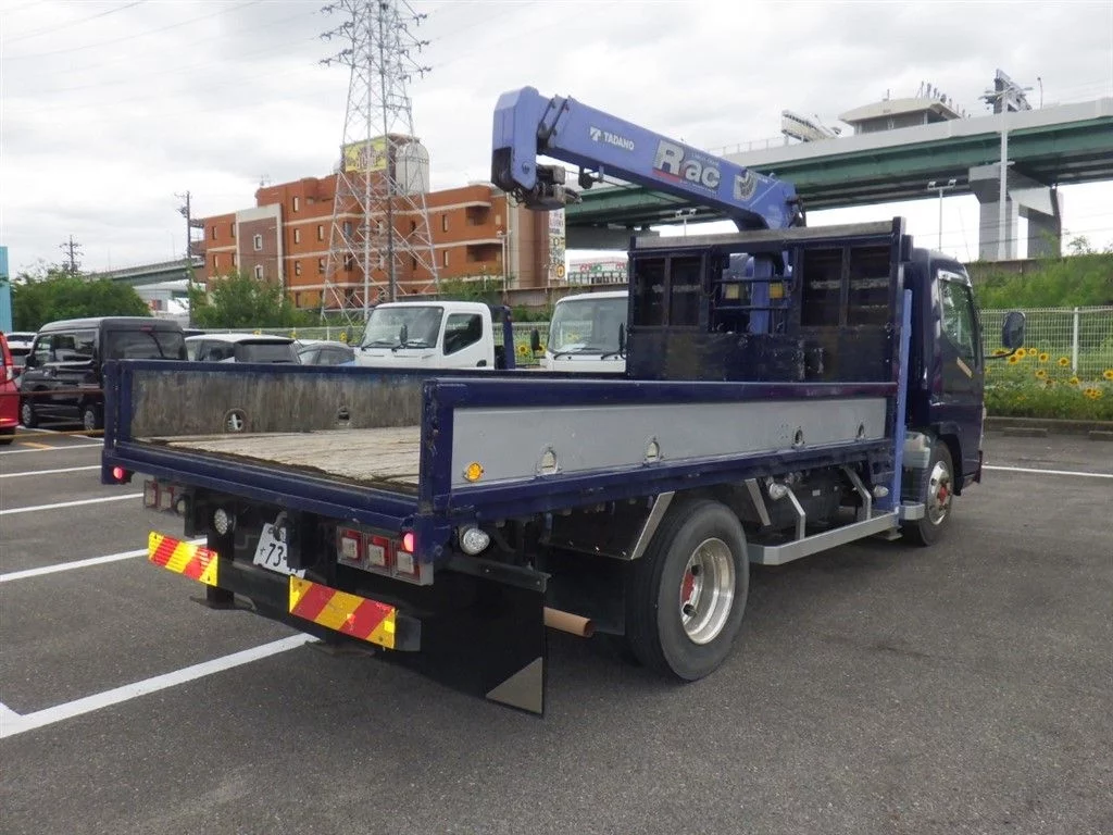 Mitsubishi Fuso Canter  с аукциона в Японии