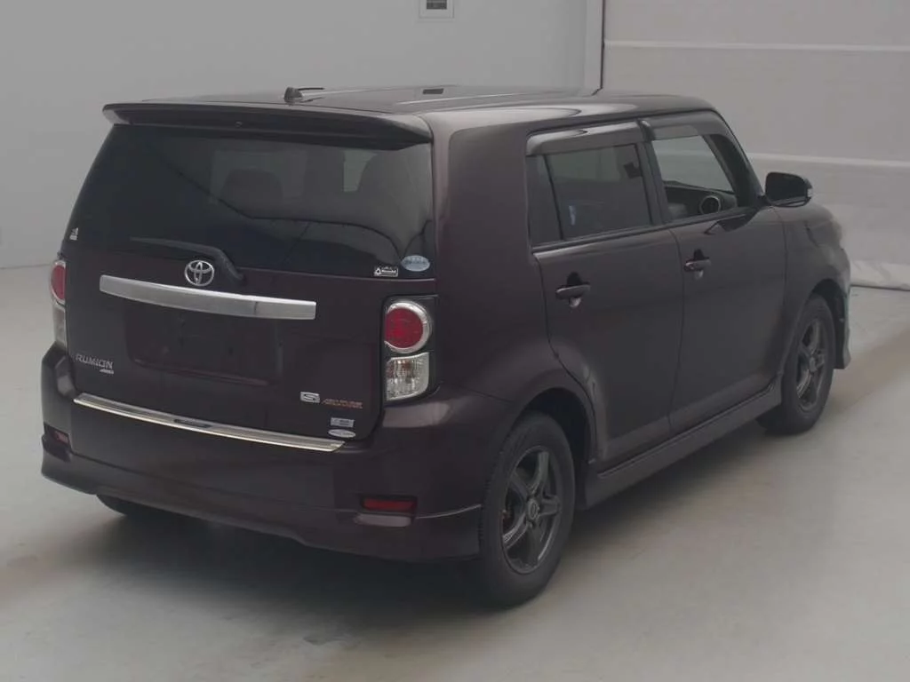 Toyota Corolla Rumion  с аукциона в Японии