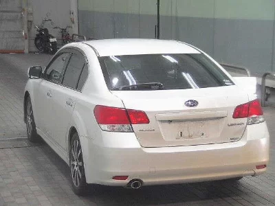 Subaru Legacy B4