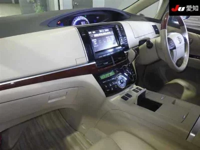 Toyota Estima Hybrid