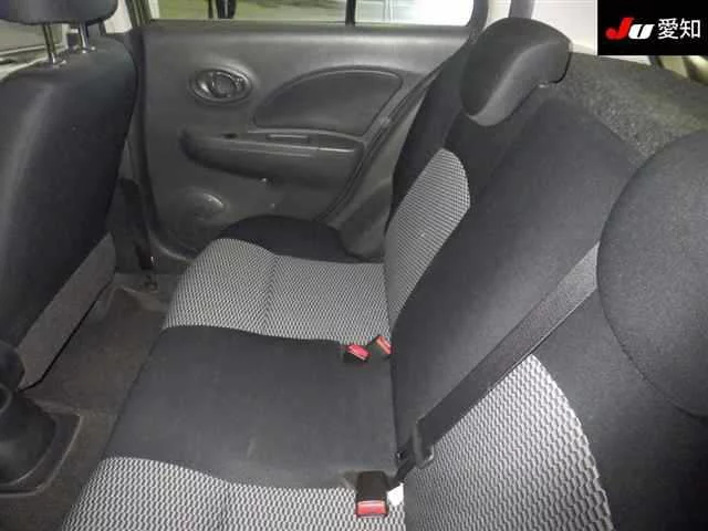 Nissan March  с аукциона в Японии
