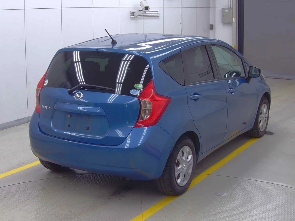 Nissan Note  с аукциона в Японии