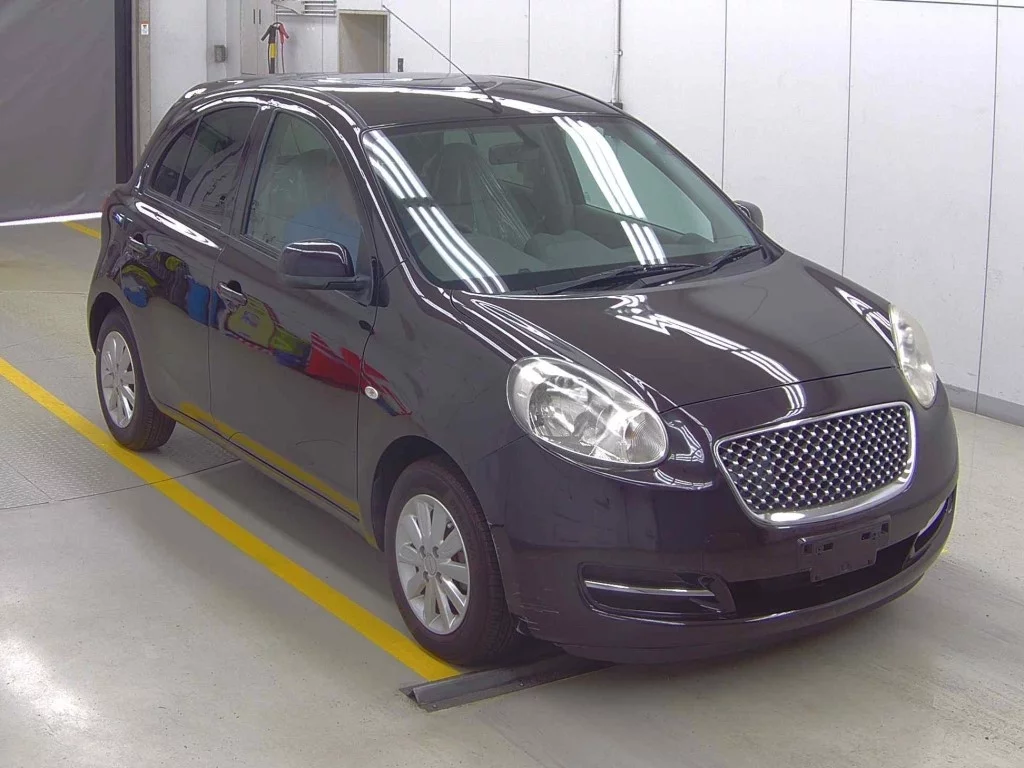 Nissan March  с аукциона в Японии