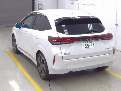 NISSAN AURA