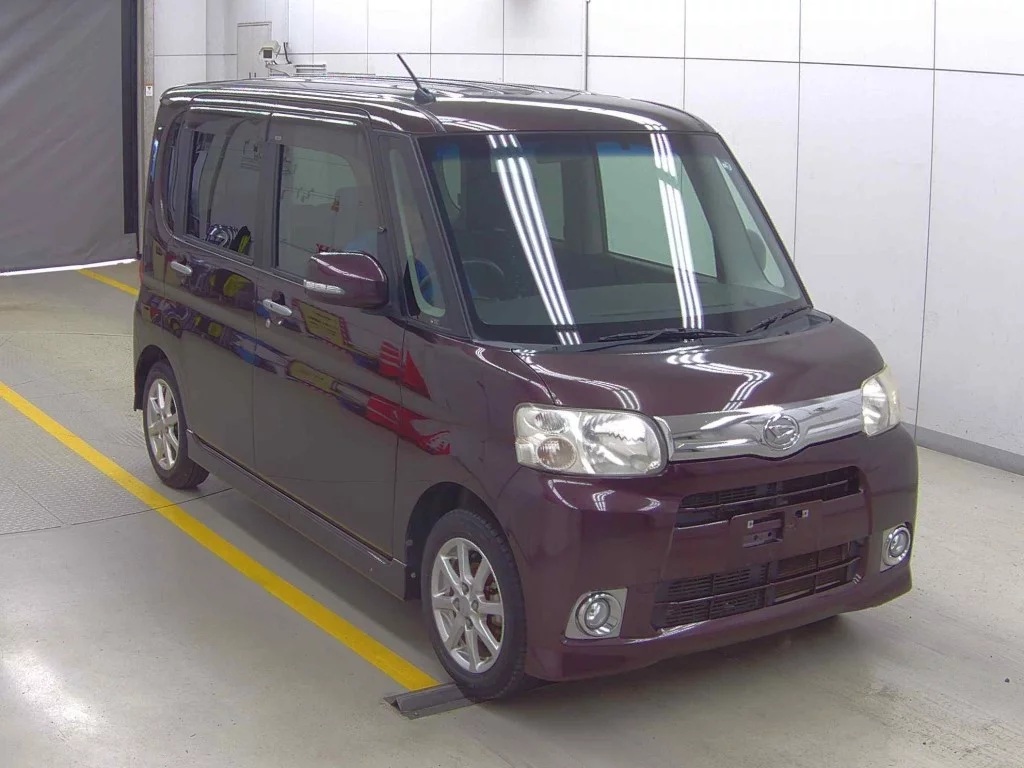 Daihatsu Tanto  с аукциона в Японии