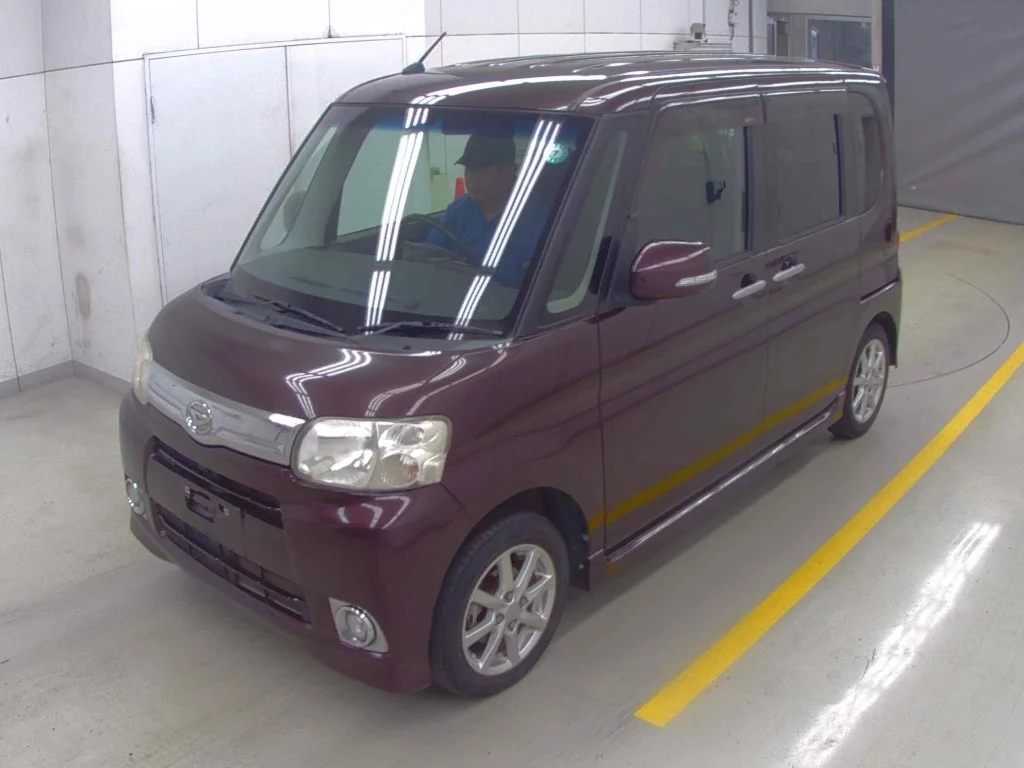 Daihatsu Tanto  с аукциона в Японии