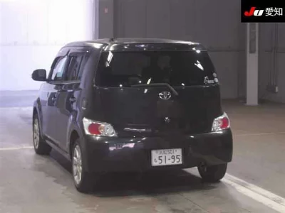 Toyota bB