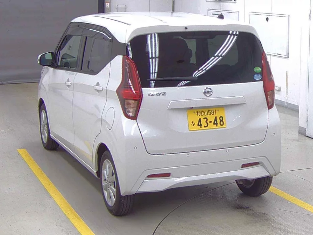 Nissan Dayz  с аукциона в Японии