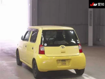 Daihatsu Esse