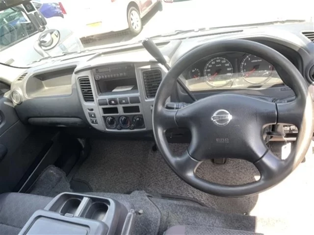 Nissan Caravan  с аукциона в Японии