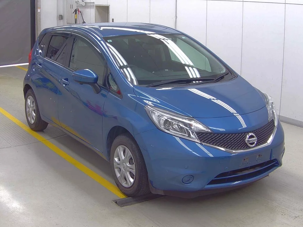 Nissan Note  с аукциона в Японии