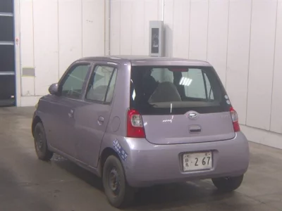 Daihatsu Esse