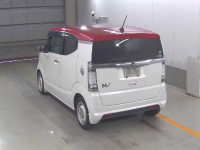 Honda N-Box Slash