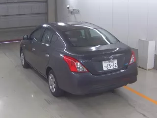 Nissan Tiida Latio