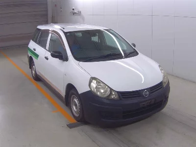 Nissan AD