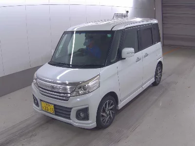 Suzuki Spacia Custom