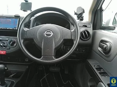 NISSAN AD VAN