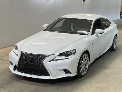 Lexus IS300h