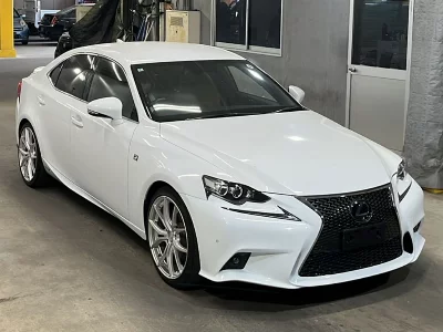 Lexus IS300h