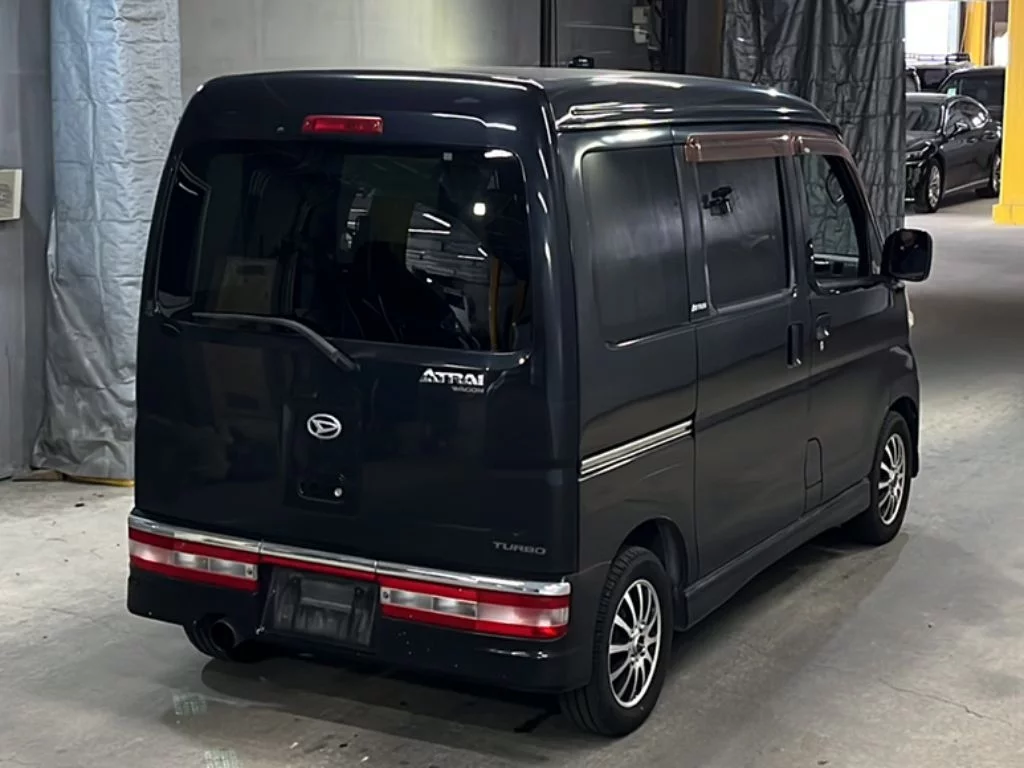 Daihatsu Atrai  с аукциона в Японии