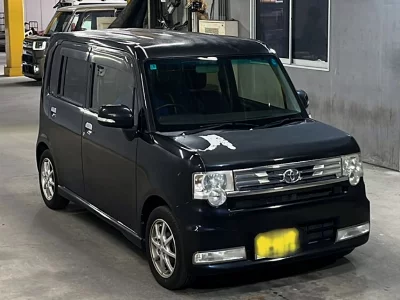 Toyota Pixis Space