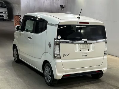 Honda N-Box Slash