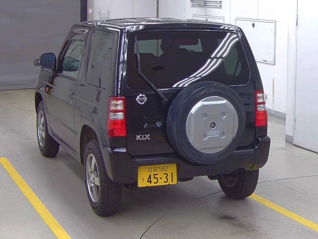 Nissan Kix  с аукциона в Японии