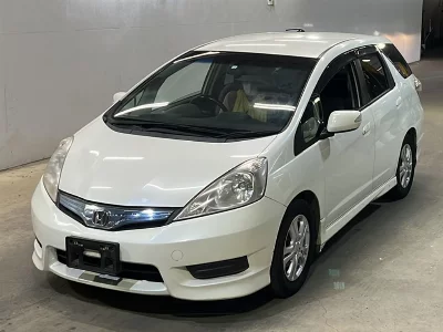 Honda FIT SHUTTLE HYBRID