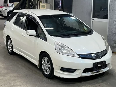 Honda FIT SHUTTLE HYBRID
