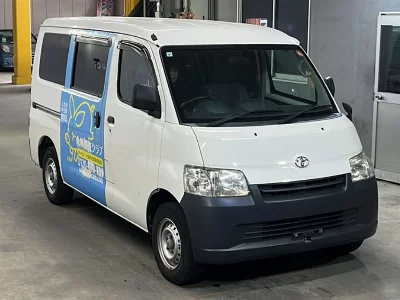 TOYOTA TOWN ACE VAN