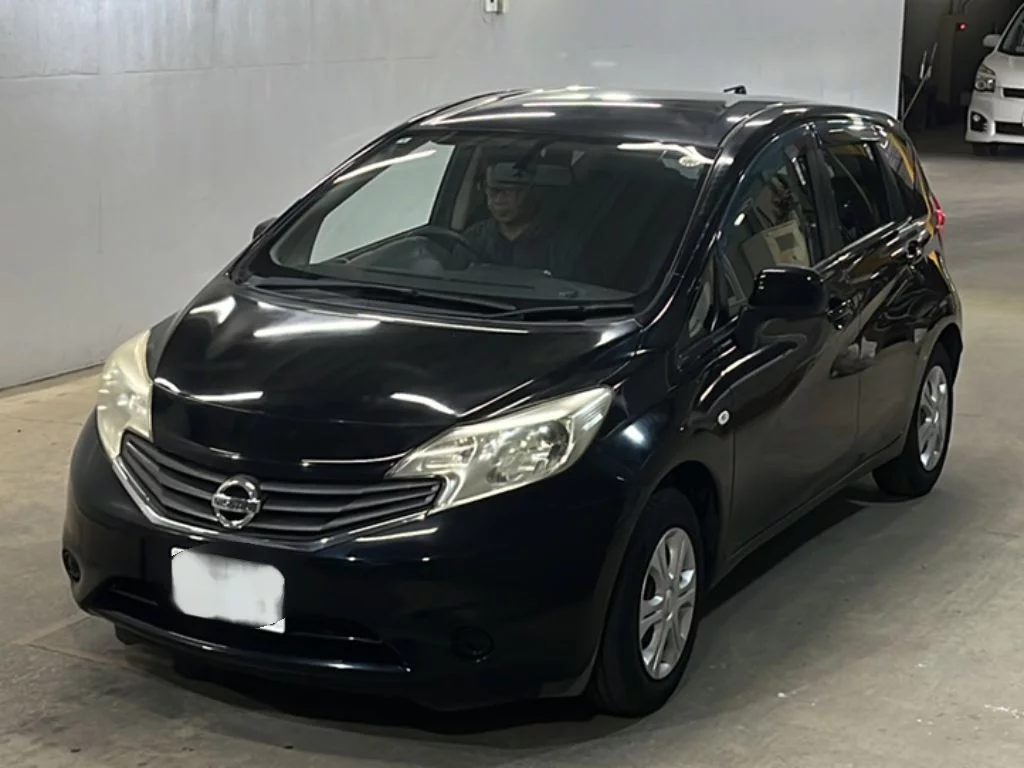 Nissan Note  с аукциона в Японии