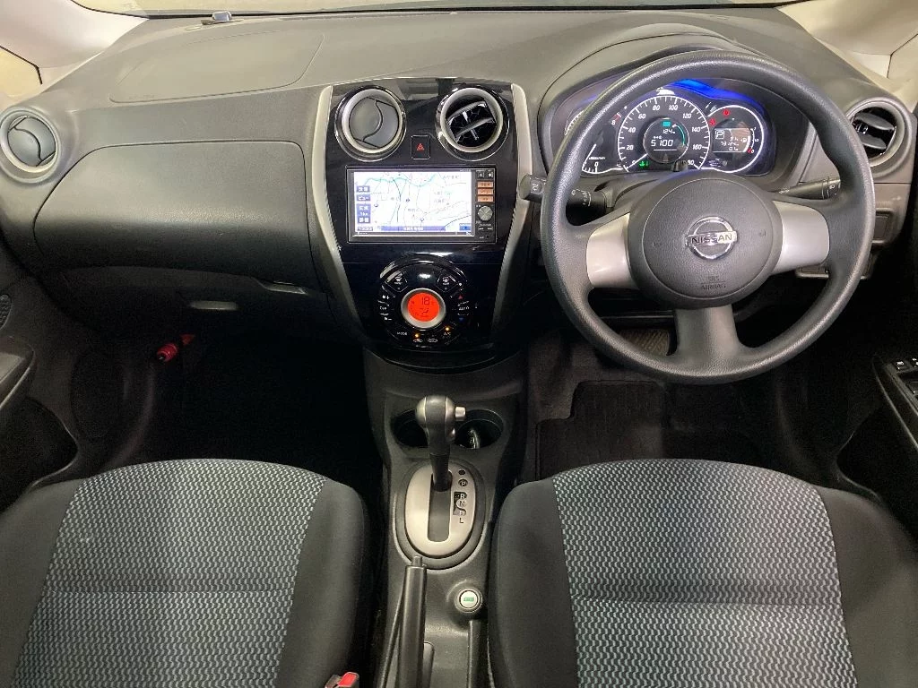 Nissan Note  с аукциона в Японии
