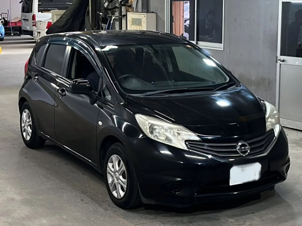 Nissan Note  с аукциона в Японии