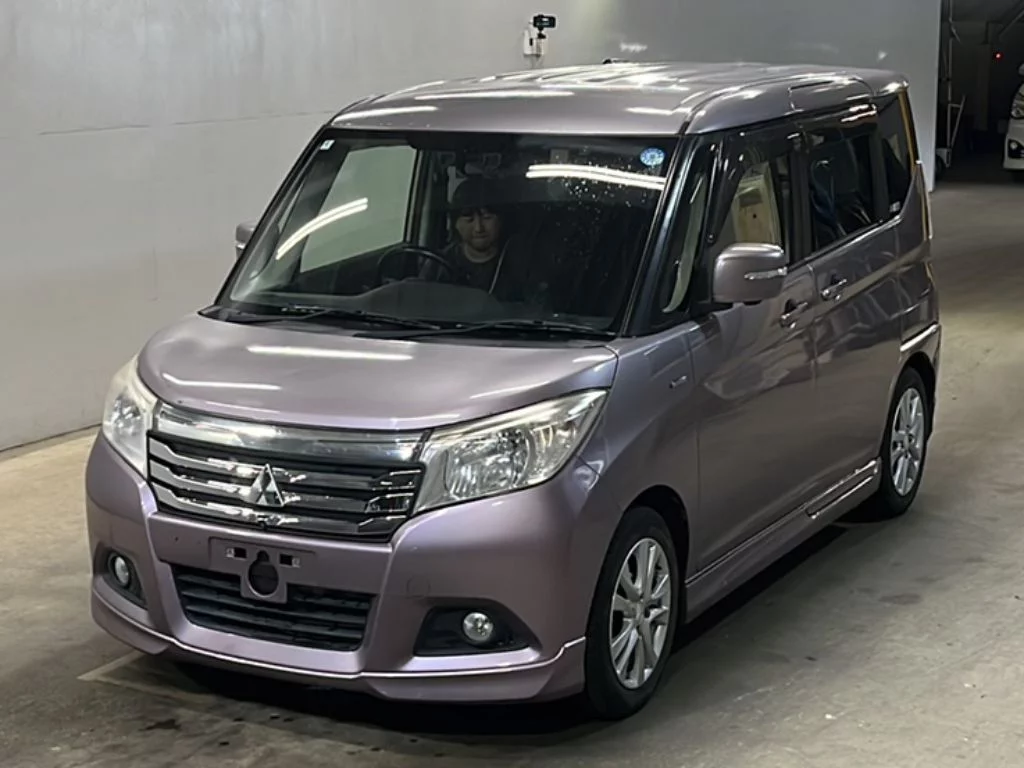 Mitsubishi Delica D:2  с аукциона в Японии
